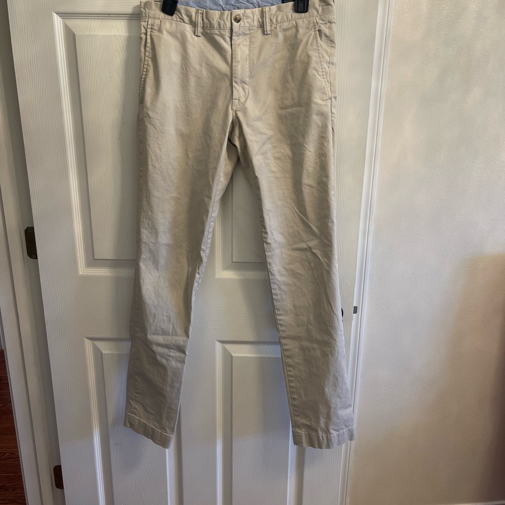Polo Ralph Lauren khaki chinos! Excellent condition- stretch slim fit 32x34